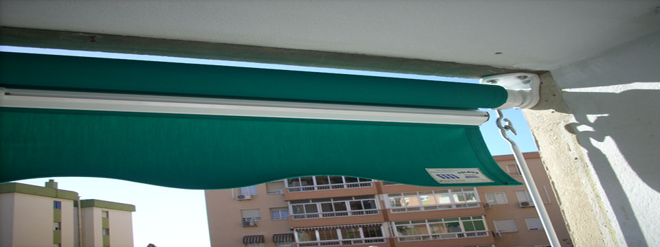 toldo de balcon en el rincón